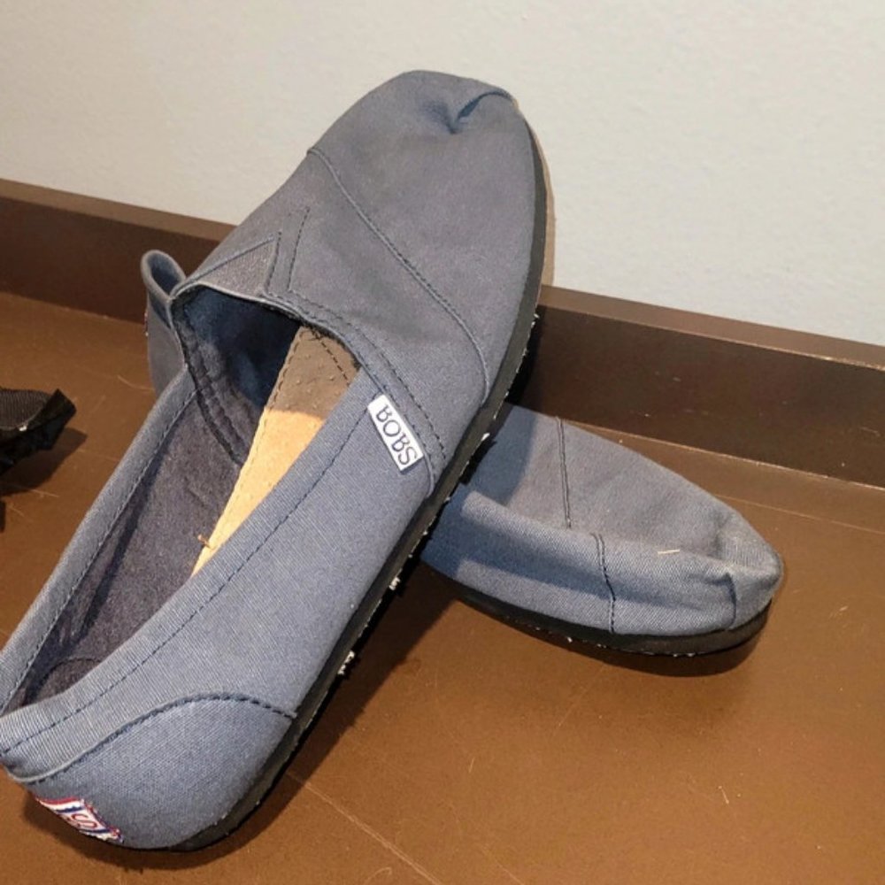 Navy Sketchers Bob's